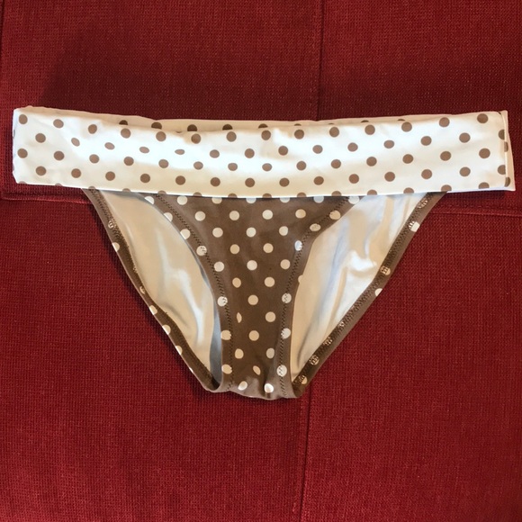 Victoria’s Secret polkadot bikini - Picture 2 of 7